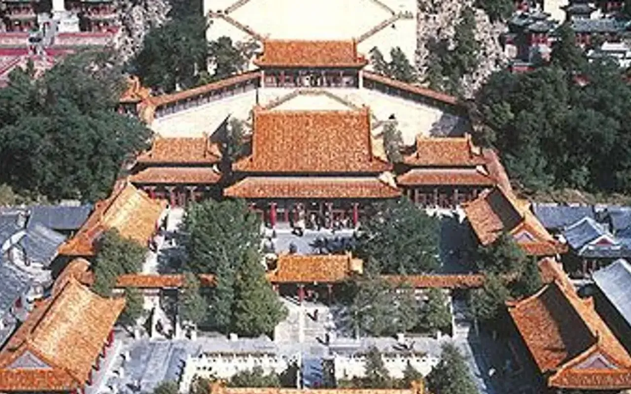 main photo
